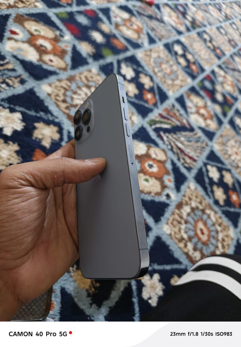 ايفون 13 برو ماكس ذاكره 256 الجهاز مكفول عربي شرق اوسط وليس امريكي بطاريته 82 لامعلايه ولا شي فقط بيه الكامرا رقم 2 وكفت ومماثره وتكدر تصلح بس عليمن الحهاز ينفتح رايده ب740 وبيه مجال


**إذا كنت صاحب هذا الإعلان وتريد حذفه لأي سبب، رجاءا أرسل رسالة إلى الدعم الفني**