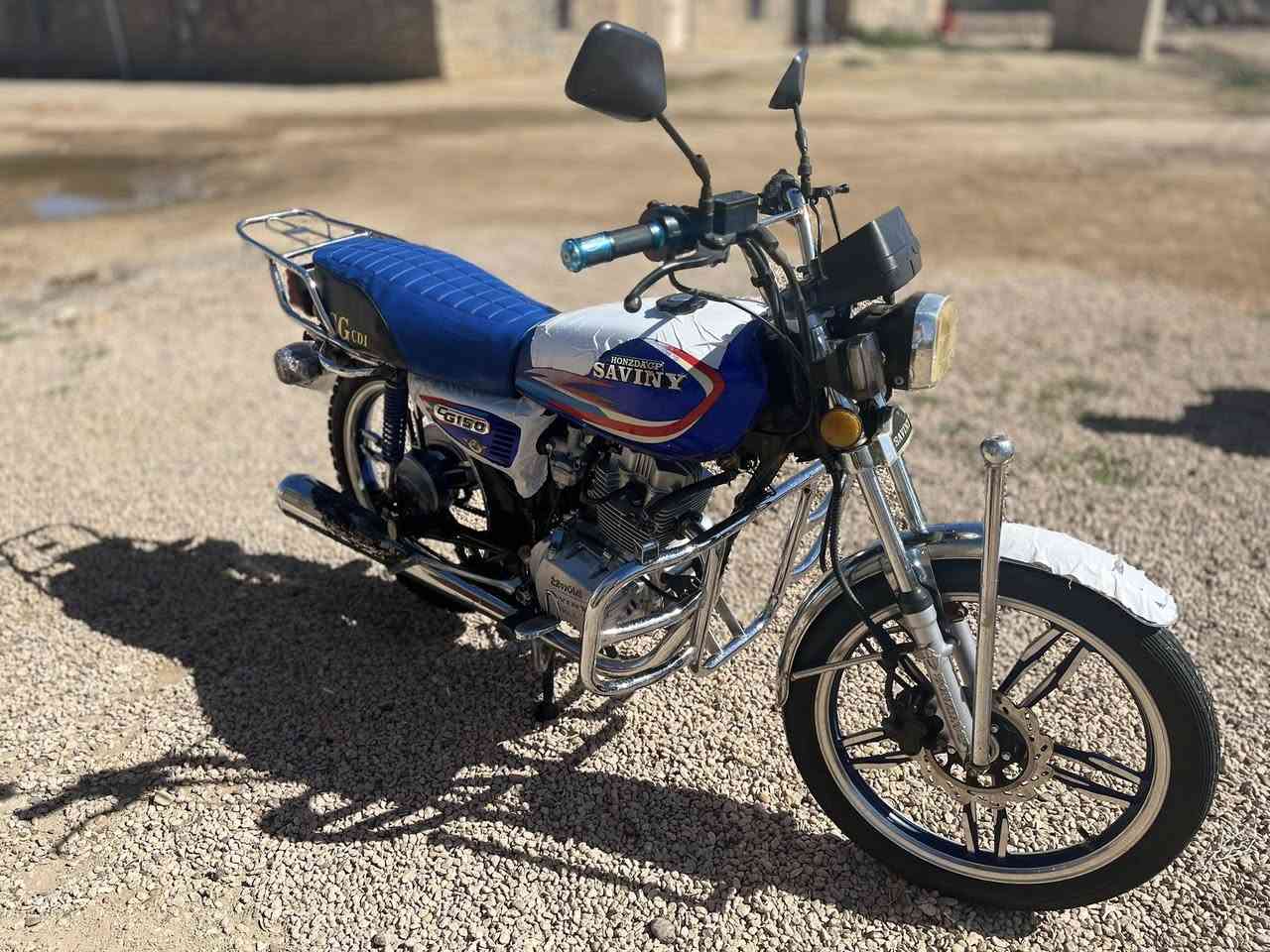 السلام عليكم 
دراجة أيراني سيفان موديل 2022 ، أوراق منفيس ، محرك ما مفتوح ، كهربائيات كلها شغالة 
السعر 650 وبيها مجال للشراي 
العنوان الرمادي القرية العصرية 
رجاءاً لا تكسر بحلال العالم ، السوگ كلشي موجود بيه 
للاستفسار *********** غير متواجد عالخاص
