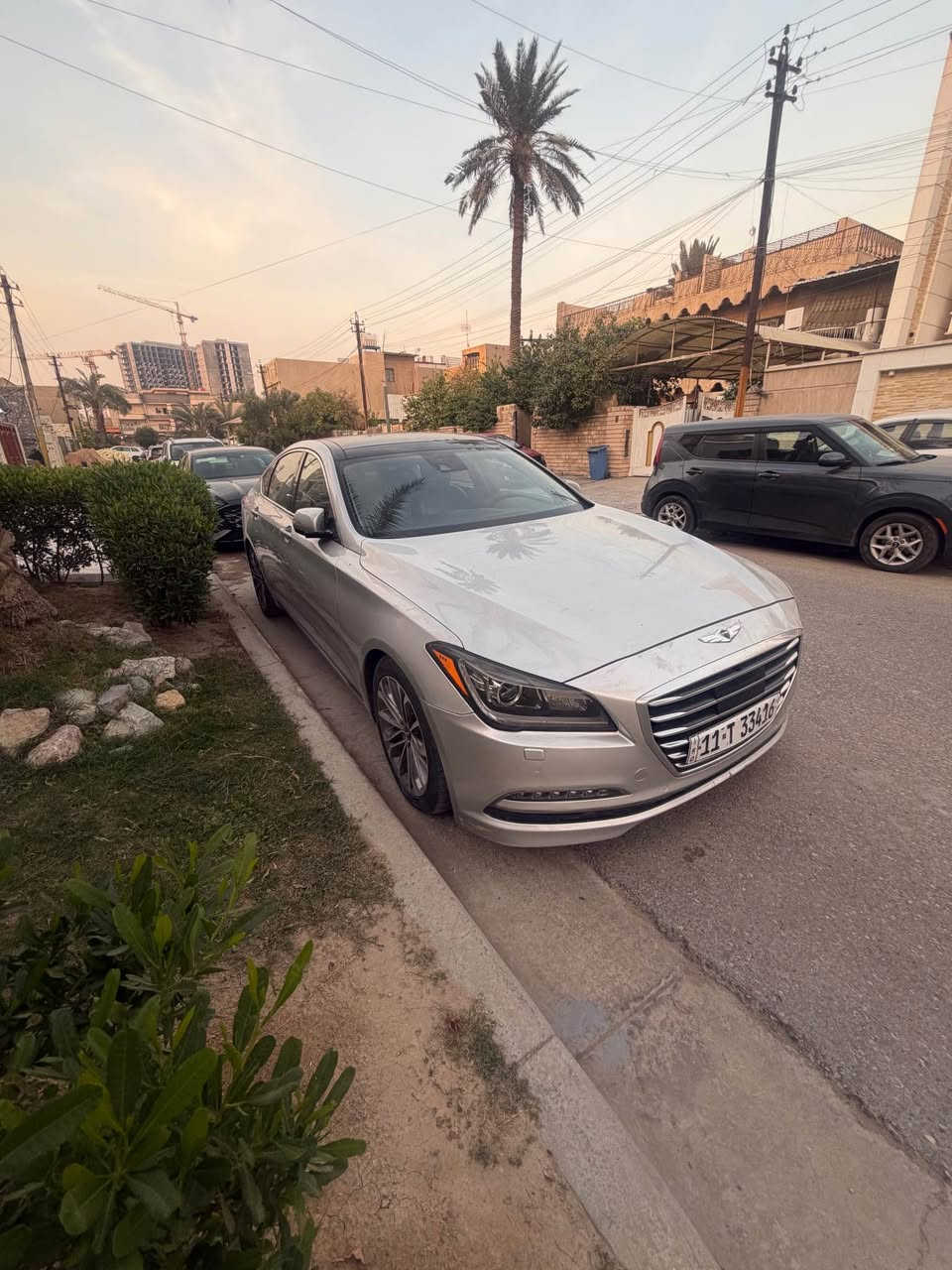 السلام عليكم جينيس رويل ٢٠١٥ فول موصفات وارد امريكي ضرر كلش خفيف وهنا نطخت هم طخه بسيطه
 2015 رويال
محرك 3800 6 سلندر
بانوراما
شعار جنسيز ترحيب
ماشيه99500 ميل
4 ويل
السعر ٢١ مليون دينار عراقي 
الاعظميه 
حي العدل 
***********
*********** بغداد, العراق
