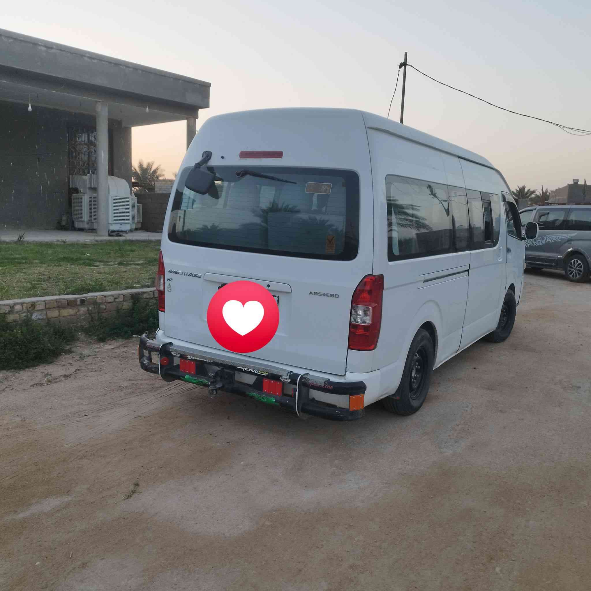 السلام عليكم جنبي 2015 مكفولة ما عده باب سائق.بارد  شبر  
رقم كربلاء جديد مكينه شرط تبريد كوستر  تحويره ستاركس التايرات سياره عشرط من خياس أو معجون دوير وضع شركه  
الرقم  لاستفسار ***********
