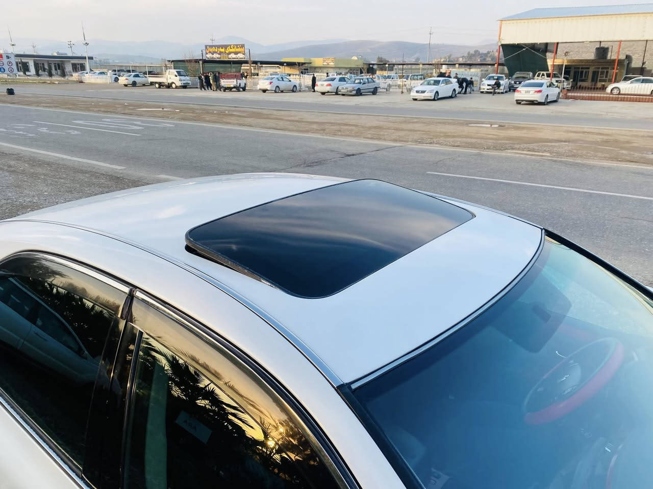 2005موس
سڵایت گێڕومەکینەگەورەیبێدوکەڵ
ویل دنگەی ئیس تیل فۆڕمیگاسور
کامل جایز کراوەبێچاڵوشوخت
ڕەسمی سۆنەریم داناوە
یەک پارچەوپێش سلایتەکەی بۆیاخەبەس پەمپە
سعری٦٦مەجالێکی کەم
شوێن سەیسادق***********
