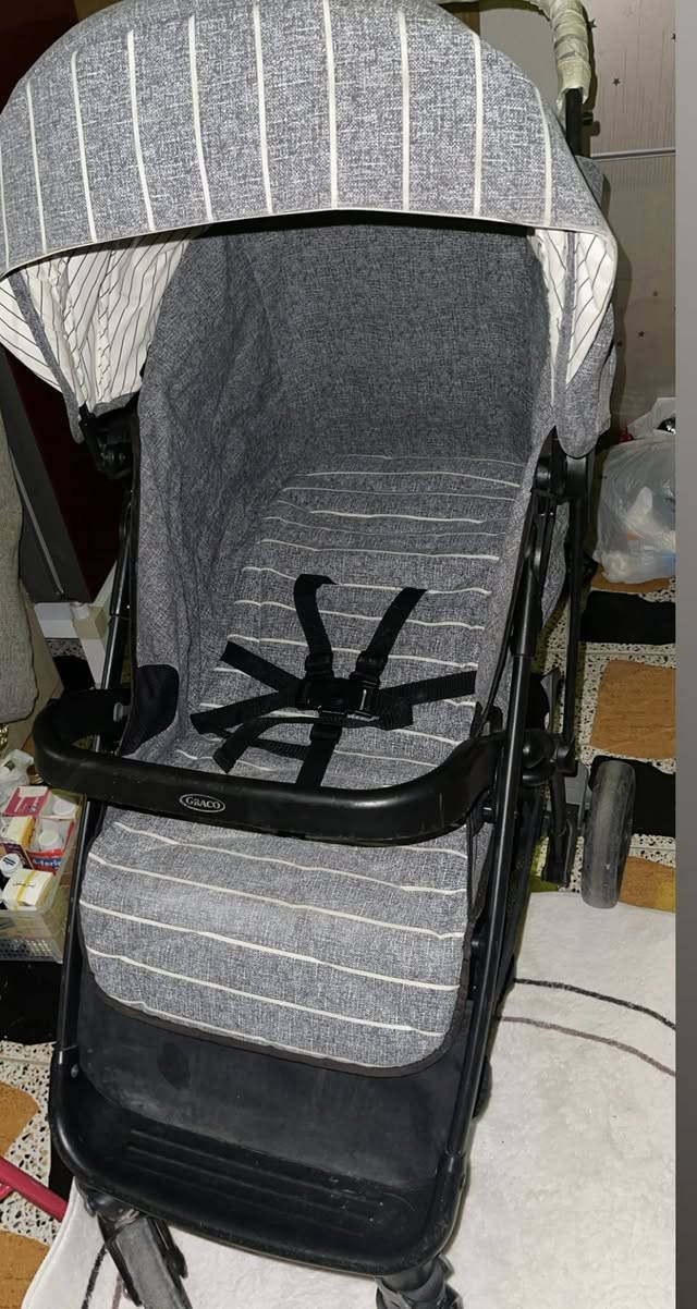 ‏سلام عليكم عربانة كويتي باله والسعر يكون 75


**إذا كنت صاحب هذا الإعلان وتريد حذفه لأي سبب، رجاءا أرسل رسالة إلى الدعم الفني**