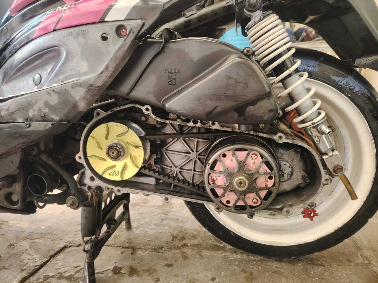 سلام شلونك شباب غراض سكنس للبيع دبلات جمس وفج فرمبو وفلنجه اصليه. ويل عمل بي ام تاير تي ماكس كامل عرضه شبر وي الفج. كلجات WF مطابقات اصلي. اسبايدر قطعتين مكاني بغداد الشعله الرحمانيه ***********
