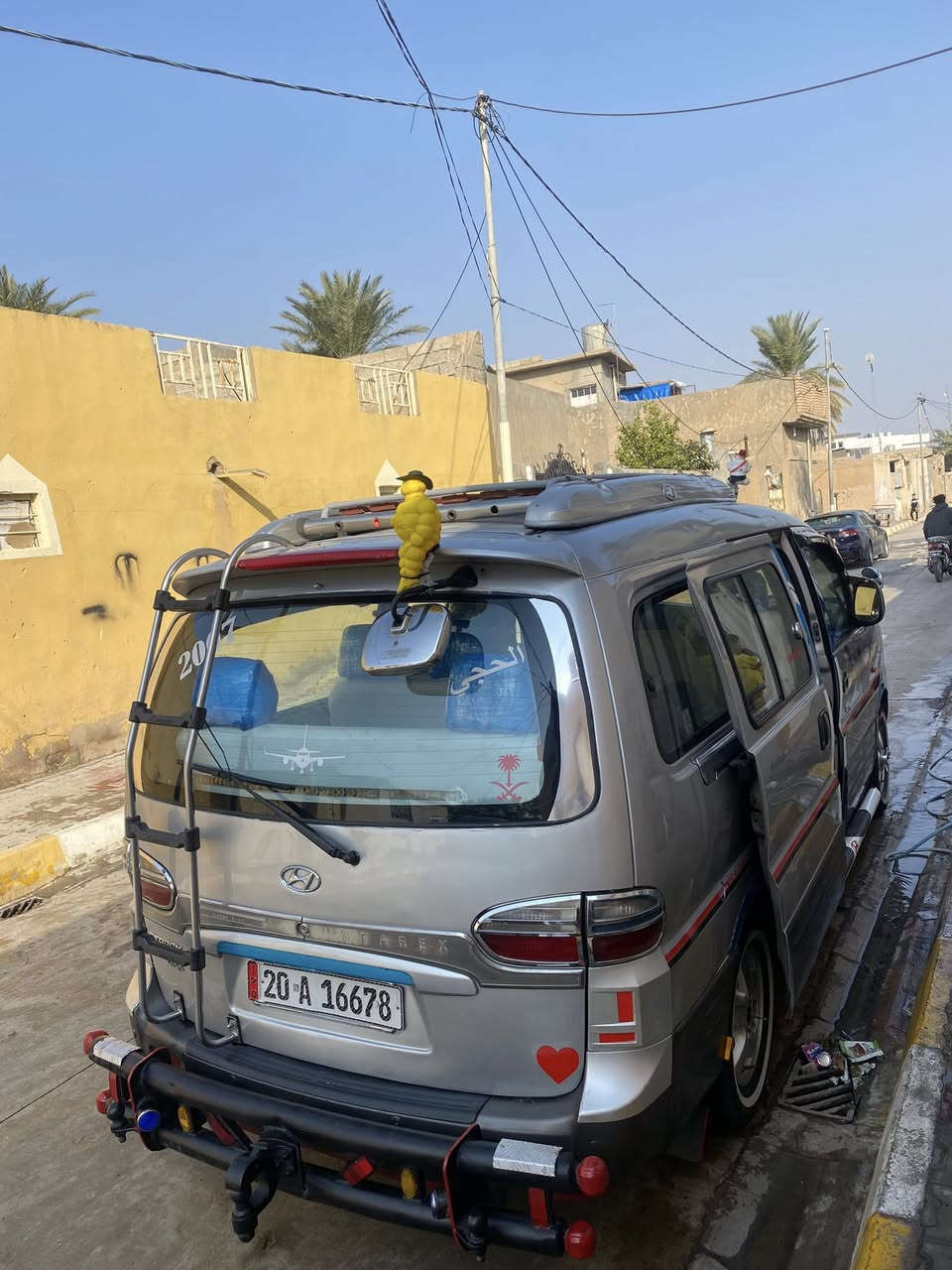 سلام عليكم استاركس للبيع مديل 2006 سياحي مو مشترك رقم اديالى الماني اباسمي مكينه كير تخم تاير تبريد باتري دوشمه صدر كهربائيات سستم كله جديد جاهزه من كل النواحي بيه جاملغ فقط صبغ اثر جلح مكفوله من الضربه وتبديل المكان ديالى خانقين سعديه ***********
