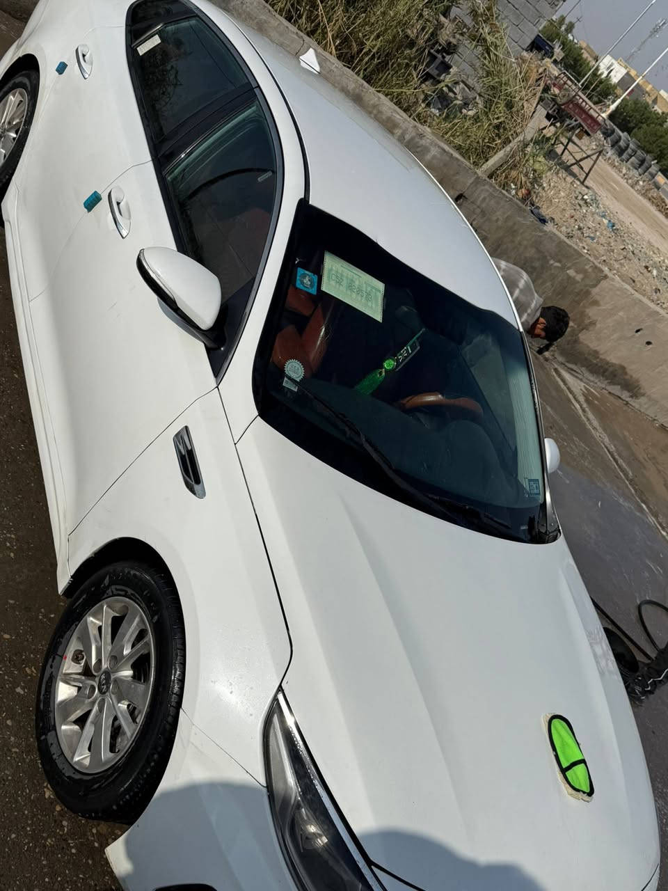 اوبتيما 2018 وارد امريكي ضربه جاملغ وبنيد فقط سياره جاهزه حداديه تبريد السياره بأسمي تحويل ثاني يوم رقم مشروع وطني السعر 130 بيها مجال شي بسيط التواصل ع الرقم *********** العنوان ذي قار
