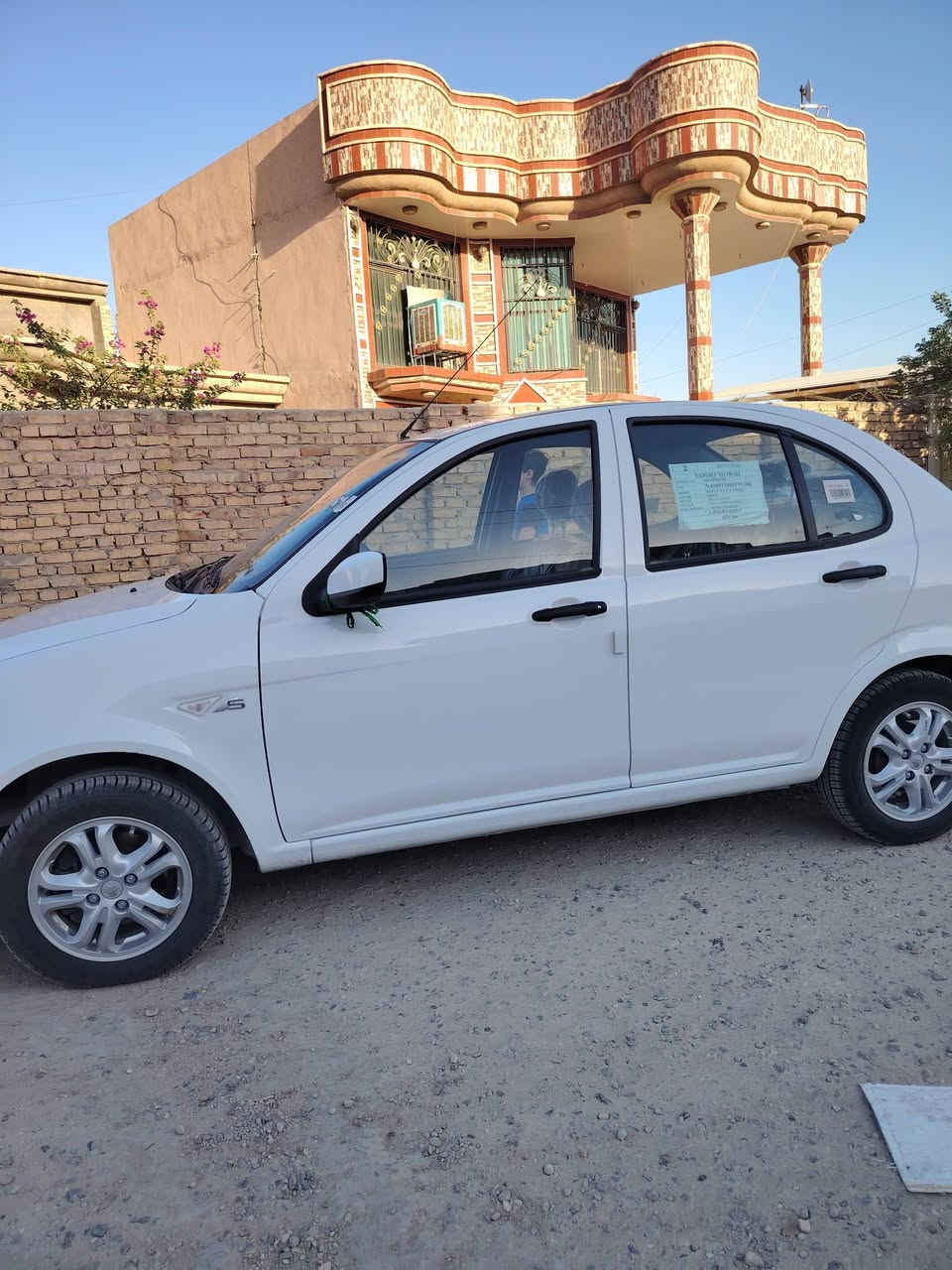 السلام عليكم ورحمة الله وبركاته. بيع مستعجل بسبب الظروف. ساينا 2025 الشكل الجديد ماشيه قليل 1100 km. تفاصيل موجوده بالصور. السعر 87وبيهه مجال. الاستفسار اكثر اتصل على الرقم ***********.
