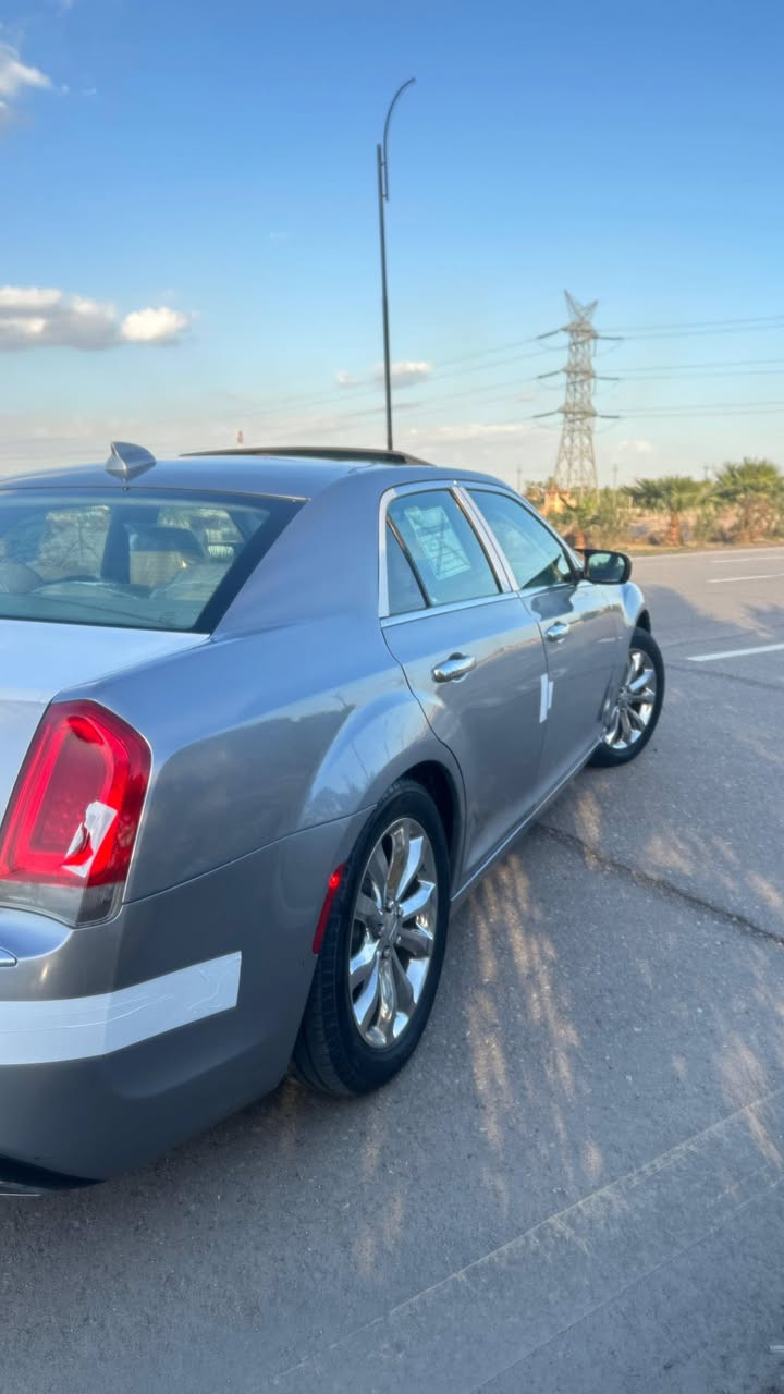 ادوات ادوات
دخول جديد اوباما 300c 2016 
فول 1/1
بنراما 
كشنات جلد
داخل ابيض
ويل كروم
كفاله كص وضربه والسرقه 
عنوان البصره 
السعر ٩٥ 
***********
