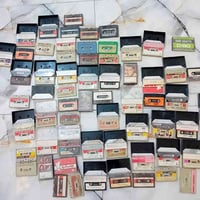 لبيع كاسيتات نسخه اصليه العدد 65كاسيت 07733664998