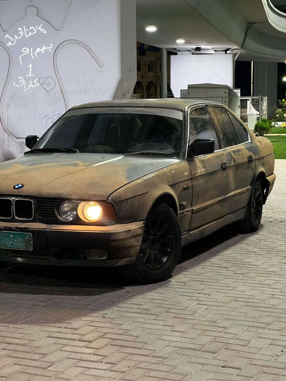 سلام عليكم بي ام 525كير محرك مفتوح مكينه  تخم تاير كهربائيات سياره حلوه بيع شعندك دز
الهاتف***********
