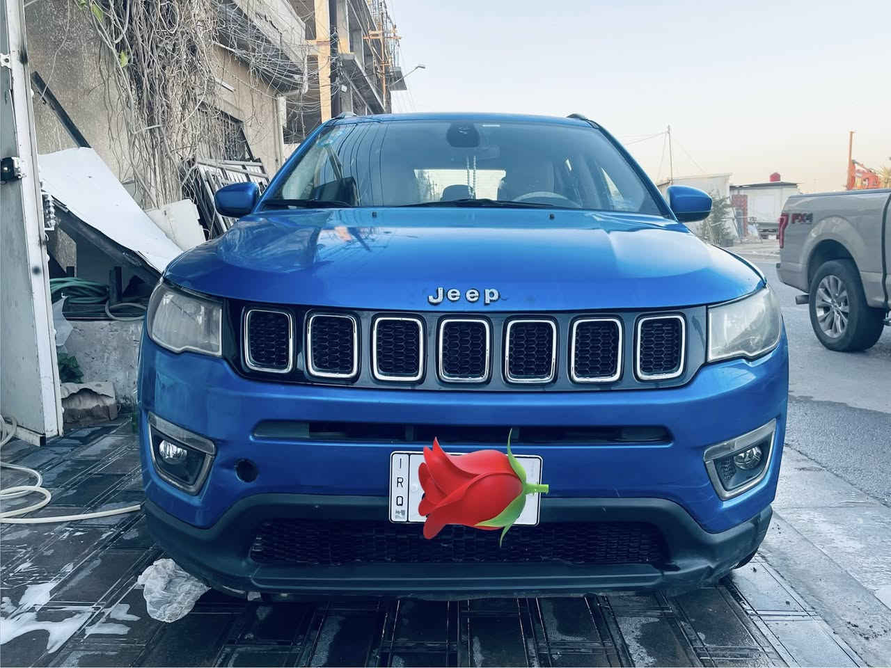 للبيع مستعجل جيب كومباس 2019 بصمة وبنورما وكشنات جلد  ومثبت سرعة  وبعد هواي موصفات
والسيارة جديدة ما ناقصه شي تايرات وبطاريات جدد

ماشية ٢٩ الف ميل

حادث بسيط بدون صبغ فقط تبديل جاملغ وبنيد

الرقم بغداد الجديد وسنوية وهزة جديدة

السعر 125 وبيها مجال بسيط

المكان بغداد

الرقم ***********
