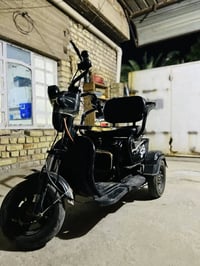 دراجه شحن للبيع شغاله مابيها شي بريكات كله جديد عوزها بس بطاريات منفوخ...