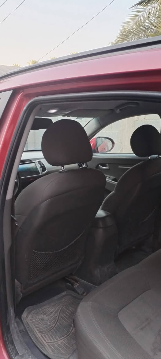 سبورتج موديل ٢٠١٢ محرك ٢٤٠٠ فورويل رقم نجف دولي بأسمي تحويل ثاني يوم مكاني كربلاء الحسينية السيارة بدون حادث بيها جراد وبيها كم قطع صبغ السعر ١٢٥ ورقم موبايل ***********
