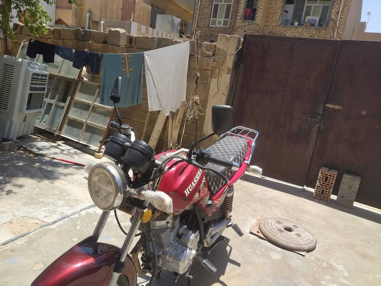 سلام عليكم ماطور هيوشه5 كير  بعده جديد مناقصه شي محرك مكفول صلف هندر الكهرباءيات كله شغاله  موديل 2023 سعر 850 بي مجال  الرمادي حي الضباط الموشراي لاتكسر سعره لشراي يجي خاص او يتصل *********** بي واتساب
