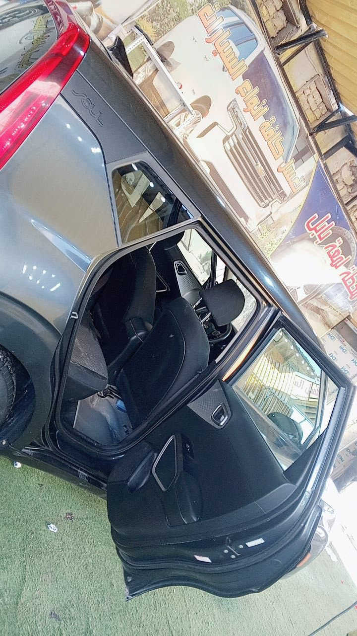 كيا صول موديل ٢٠٢٠ مكينه ٢٠٠٠ دوش
ضرر امريكا (جاملغ عكس السائق و البنيد قليل بارد) بدون دواخل
ماشيه ٣٦ الف ميل 
رقم بابل دولي باسمي تحويل مباشر
السعر ١٣٨ ورقه وبيها مجال
 الحله / ***********
