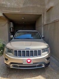 جراند شيروكي لاريدو • ٢٠١٤ • ١٤١ ألف كم