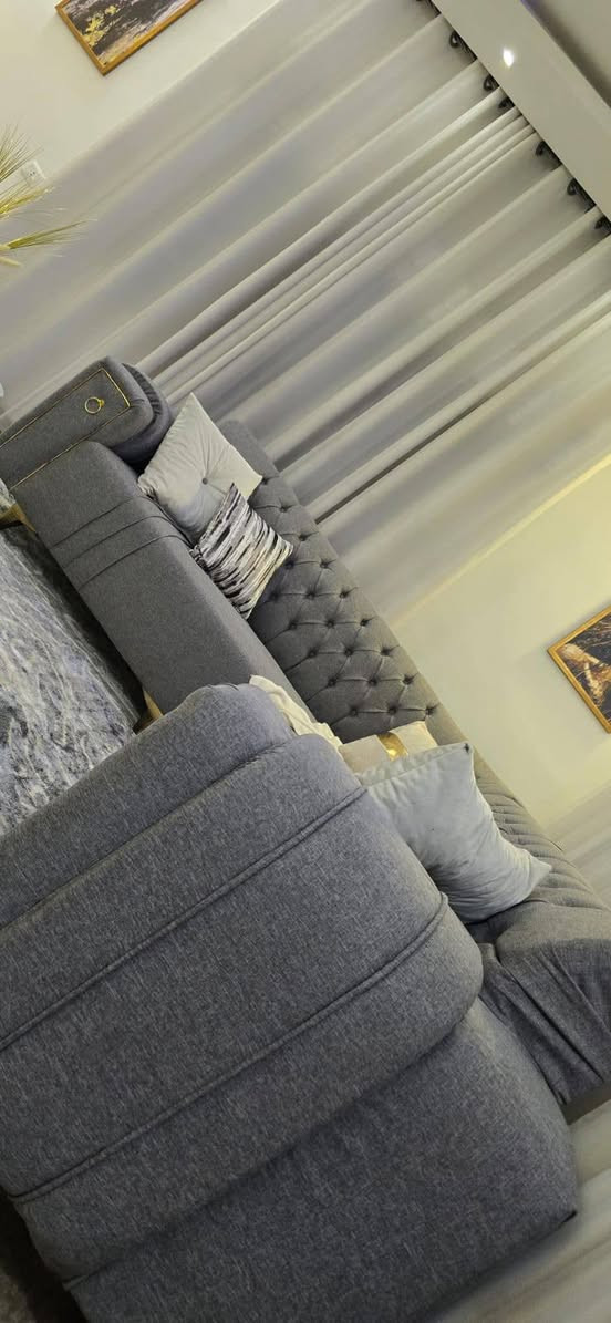 #طقم كورنر تفصيل جديد #البيع المستعجل


**إذا كنت صاحب هذا الإعلان وتريد حذفه لأي سبب، رجاءا أرسل رسالة إلى الدعم الفني**