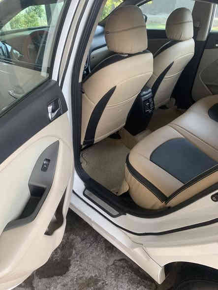 للبيع فقط
السلام عليكم 
للبيع اوبتما 2016 خليجي 
الفئه GTLin جيتي لاين
محرك 2400 DOHC دوش 
شرط تحويل موكاله
ضررها بيها بارد موضح 
وياها سونار  
وبيها الجاملغات الوره محكوكات واثناء التعديل والصبغ 
صار رشات ع بوب ف سويتلها توحيد لوون فقط لا ضررر ولا شي وشرط الشاصي شخط مابي 
مواصفات 
شاشه كبيره 
ترحيب عند الاقتراب 
مري شفط
لد زنون عالي ناصي 
حاساس امامي خلفي 
ECO
تحكمات ستيرن
مثبت سرعه
فتحت سقف بنوروما 
شفتات ستيرن
سياره شرط محرك وكير شركه 
تبريد قطعتين
تدفئه
ويل كروم 
تخم تاير جيد 
السعر 135 وبيها مجال للشراي
مكاني/بغداد-المحموديه-ناحيه الرشيد 
هـ:*********** 
هـ:***********.
هـ:*********** -يوجد واتساب
