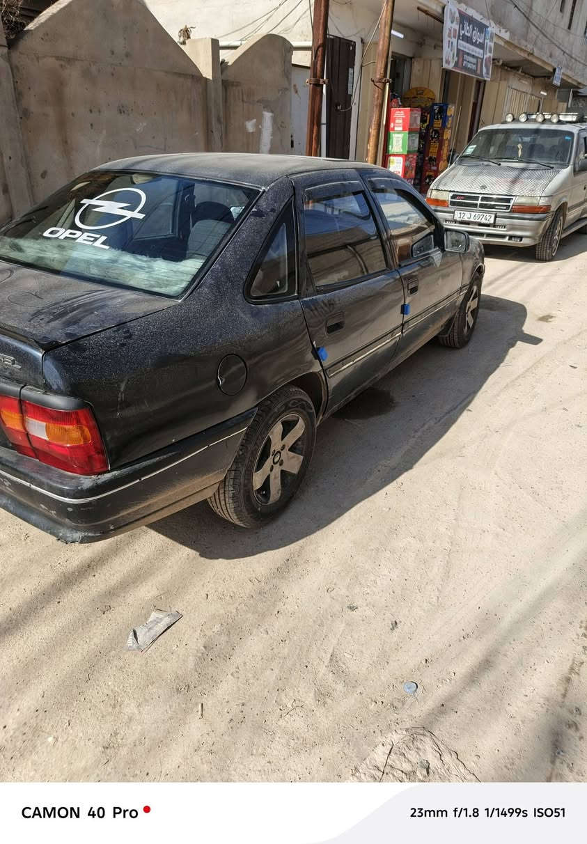 السلام عليكم اعاده النشر للسبب الوعود الكاذبه اوبل فيكترا حجم 18 موديل 91 رقم مسطره انكليزي سنويه الى 30 هزه جديده شرطه تحويل كوبون بنزين موجود السعر 37 وبيها مجال رقم الهاتف***********
