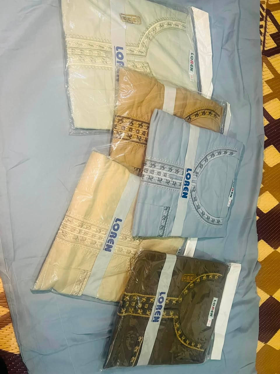 متوفر كلبيات رجالية (ماركة LOREN) خامة
ممتازة
ومريحة جداً، مثل ما موضح بالصور
الألوان المتوفرة: [, مثلاً: سمائي، جوزي, فستقي، عسلي.
ابيجي]
القياسات: [62-60-58-56]
السعر: [6000] دينار. • جمله او مفرد
التوصيل: متوفر توصيل بغداد ولكافة المحافظات 5000
للحجز أو الاستفسار، يرجى مراسلة الصفحة (خاص) أو الاتصال على الرقم: [***********].
