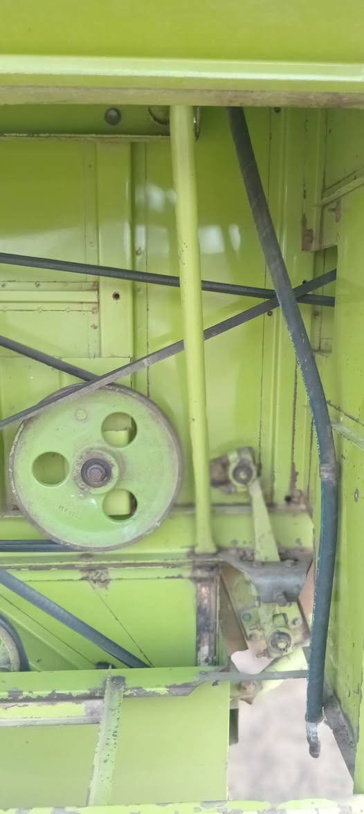 حاصدة للبيع للإستفسار الاتصال على الرقم ***********
