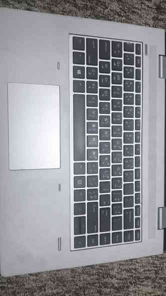 اللاب توب hp
الرام 8
الهارد 256
كرت الشاشه 8 من انتر
شحن البطارية 4 ساعات 
ويندوز 11 برو
جيل السابع 
كور 5

كاميرا 
الدقه 4k 
الزوم اكس 16 
تدعم فيديو 

الهدايه 
ماوس+كيبورد+شنطه+حزام كاميرا+رام 32 جيجا+فلاش 8 جيجا 

السعر 300الف
الراقم ***********
متواجد على  الفيس الهندية
