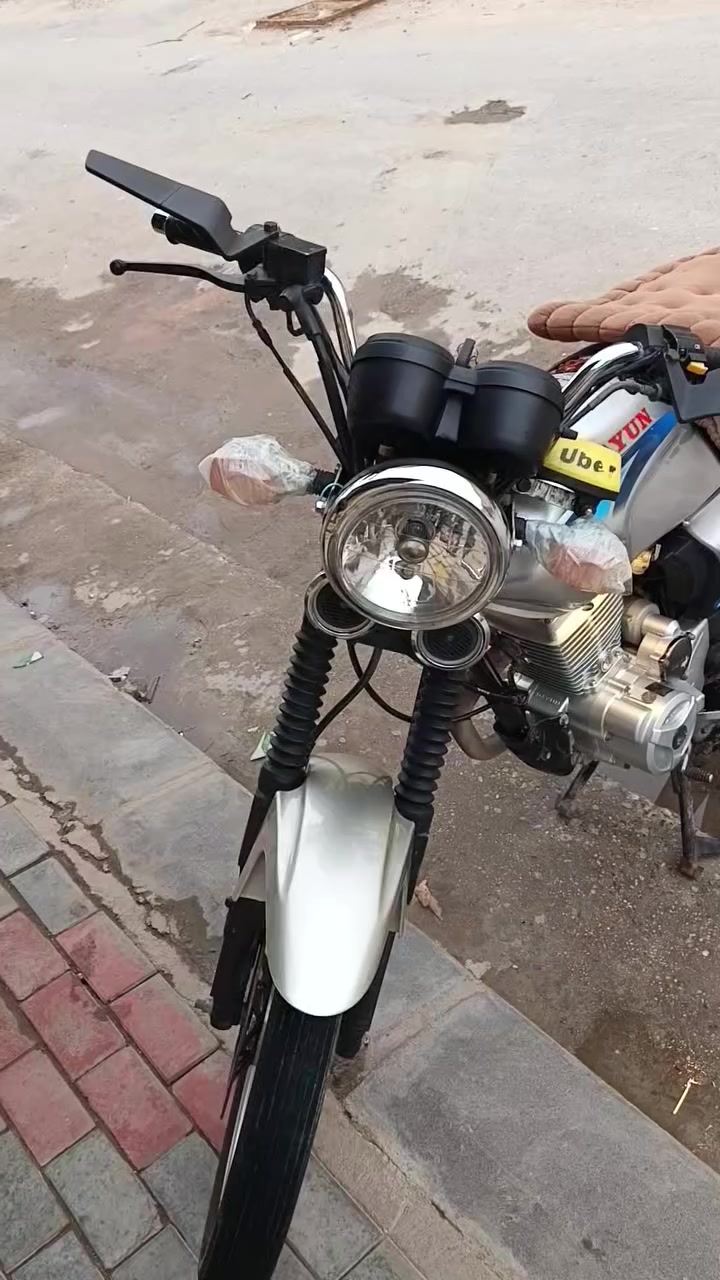 دراجه دايوان 2021 طالعه ب2022 نظيفه كلش اوراق اصولي مكتب حسين كامله من كلشي مكاني كربلاء قرب محطه وقود القادسيه (***********) الخاص مفتوح واتساب متواجد
