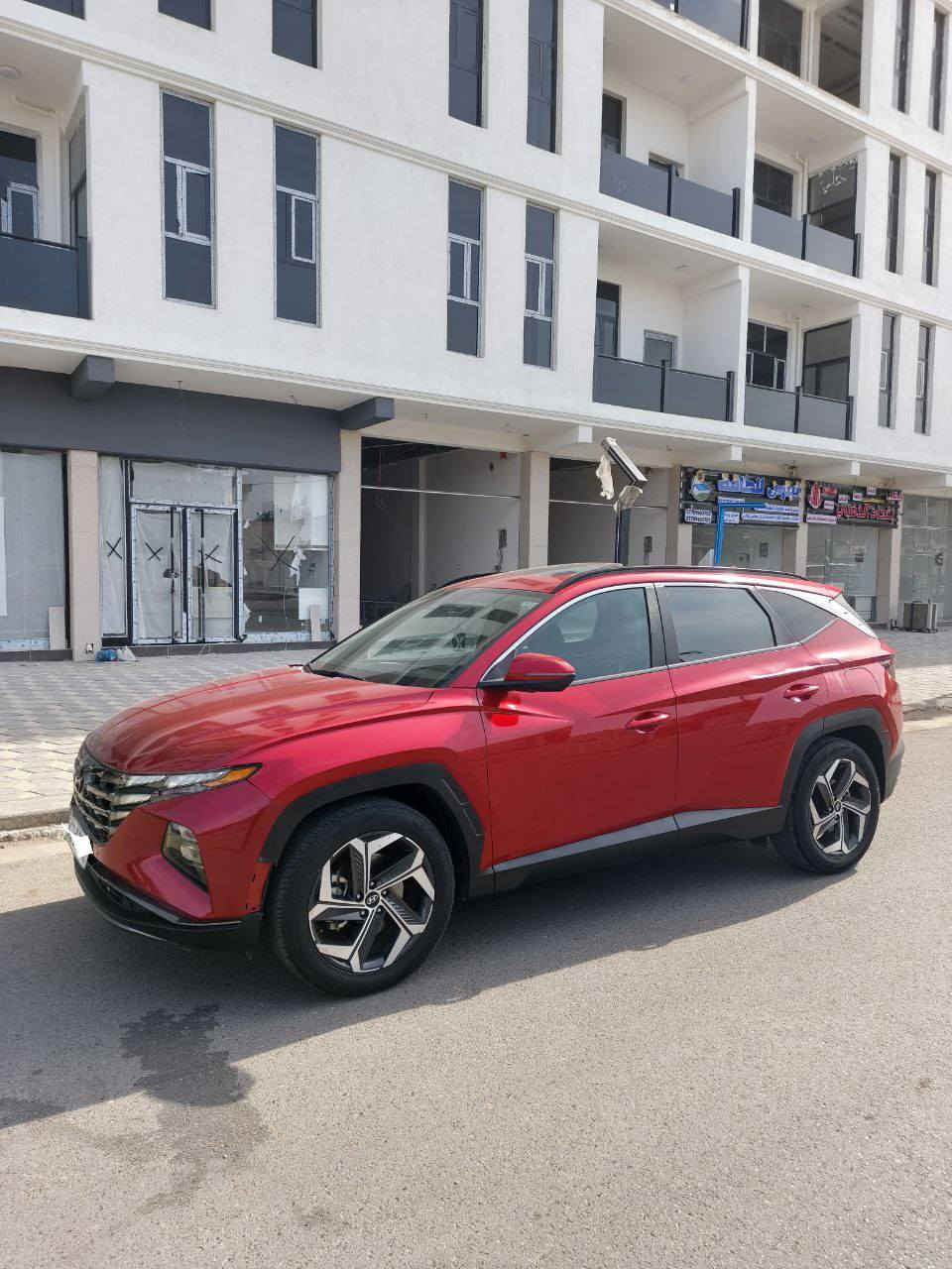 للبيع فقط توسان
2022 رقم اربيل وارد امريكي
فول مواصفات 1/1 بدون ايرباك 
محرك 2400 / ماشيه 40 الف ميل
مكان السيارة بغداد السيديه
السعر 170 وبيها مجال للشراي
***********
***********
