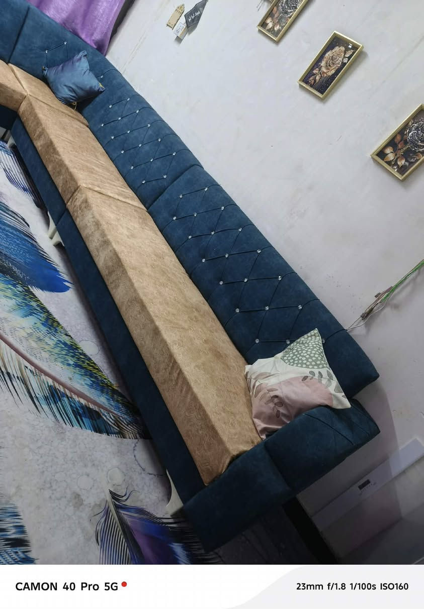 ديوان 10 مقاعد نضيف تسكام اي ضرر مابي اخو الجديد السعر 250 وبي مجال المكان كربلاء ***********
