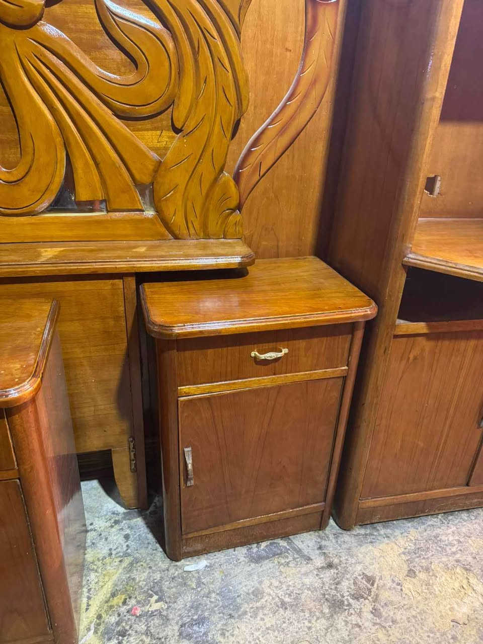 غرفه تزكام داخل وخارج صاج درجه اولى امانه الله شغل ثقيل 5 ملم داخل خارج حتى ميز تلفزون بيها زاويه كنتوريه 
السعر 950 
 توصيل بغداد مجاني محافظات مكروه عنوان الامين الثانيه بغداد, العراق


**إذا كنت صاحب هذا الإعلان وتريد حذفه لأي سبب، رجاءا أرسل رسالة إلى الدعم الفني**