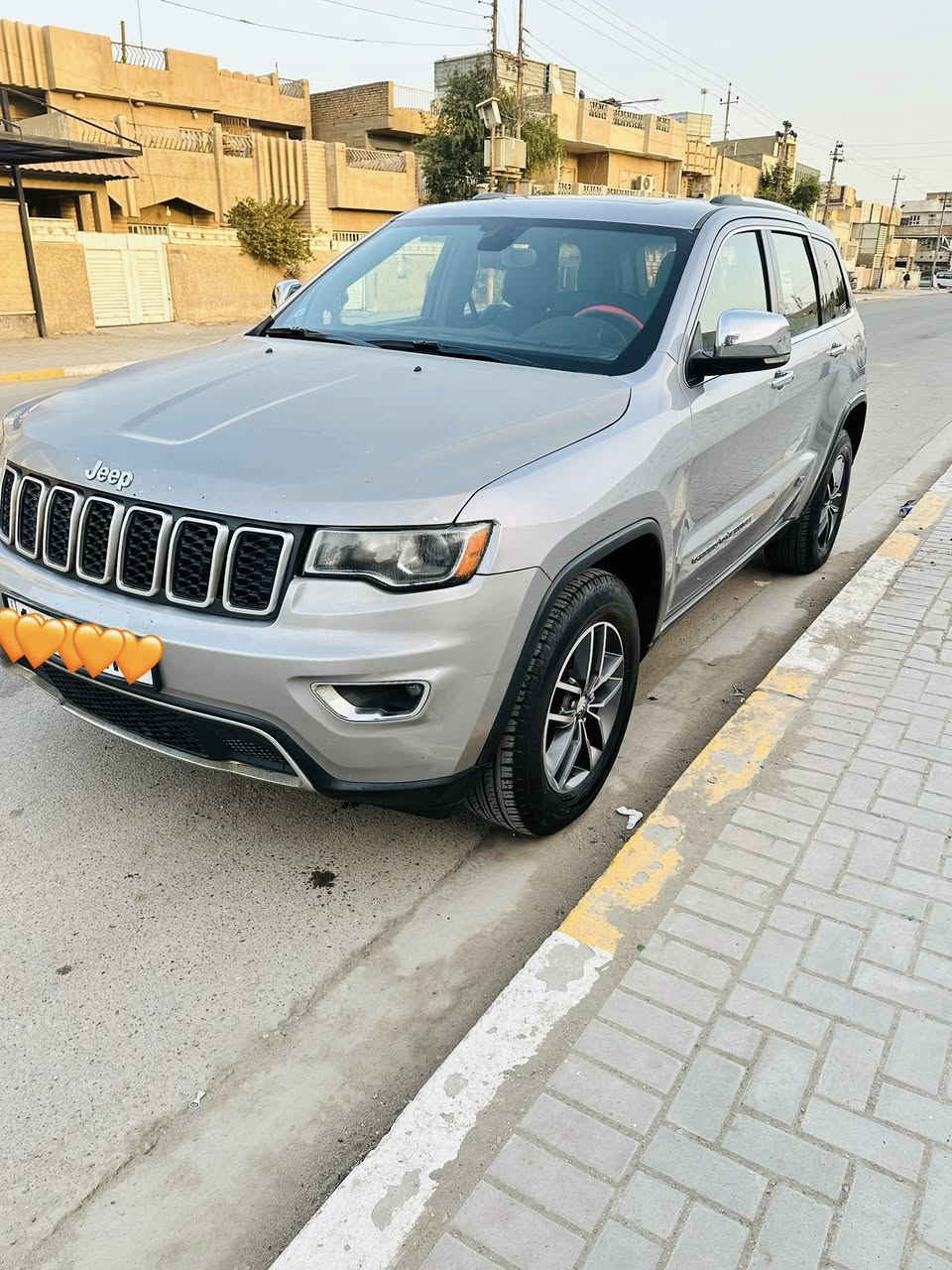 السلام عليكم
جيب شيروكي 2018
وارد امريكي
بغداد /سنويه بأسمي  نافذه لغاية 2030
السعر ٢٥٥ ورقه
***********

مكان السيارة :  بغداد /   الدوره
