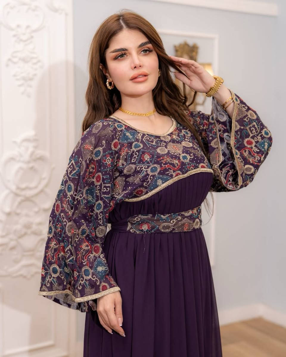 فخامة من أول نظرة 💫
فستان المناسبات والاعراس❤️💍
***********واتساب
