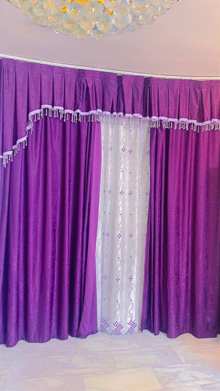 السلام عليكم تخم تركي عشر مقاعد النظافة ٩٠بلمئة مع بردة  السعر ٤٥٠ الف وبي مجال ***********
