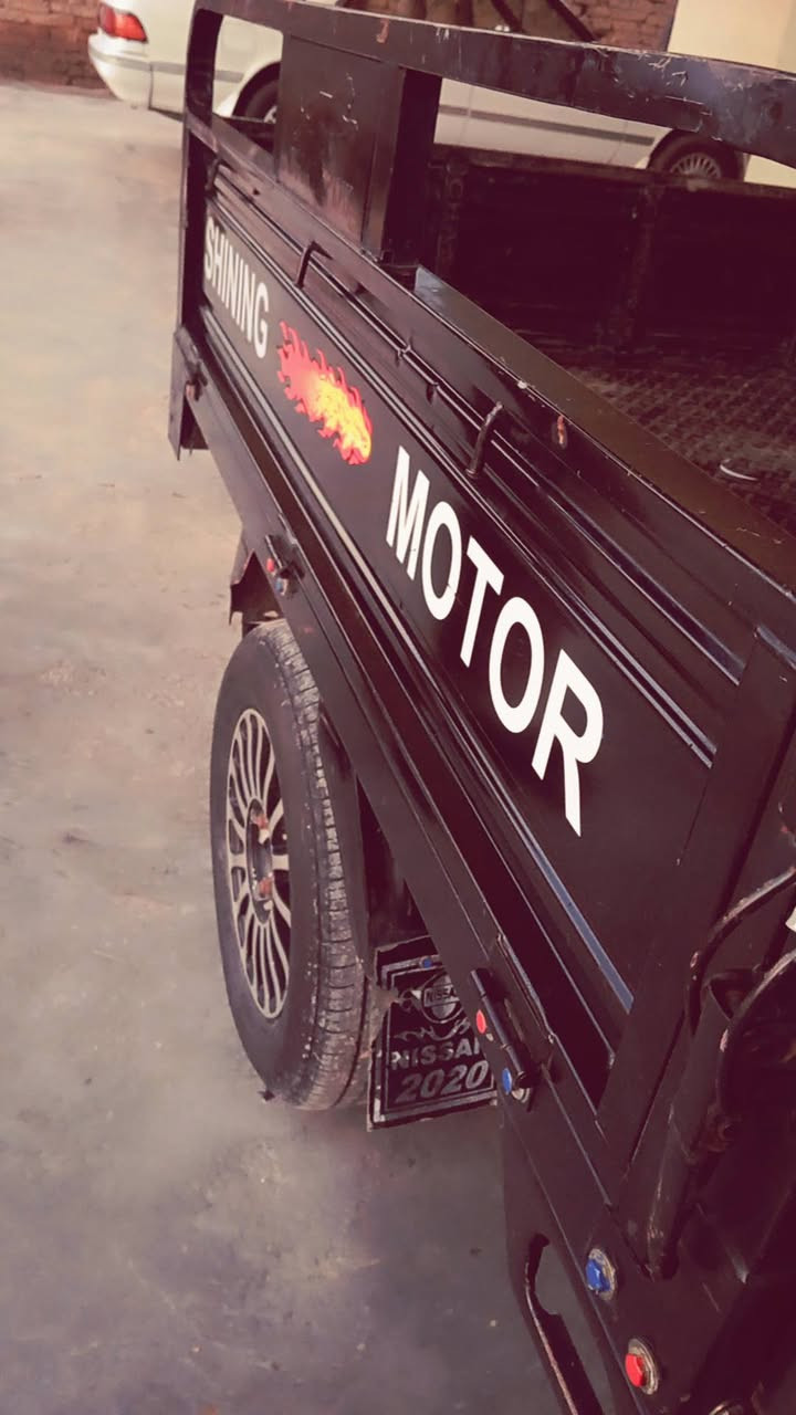 سلام عليكم ستوتة ام طير جمره رقم*********** موديل 23 اوراق كامله ؤبليته بيهه كهربائيات كله شقاله تخم تايرات جديد دبلات شغال برقي ما بيه نقص مكاني ديالى حمرين سعر خاص
