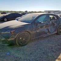 كامري 2025 se حادث جانبي خفيف  ايرباك برده فقط  موعد الوصول شهرين  سعر...