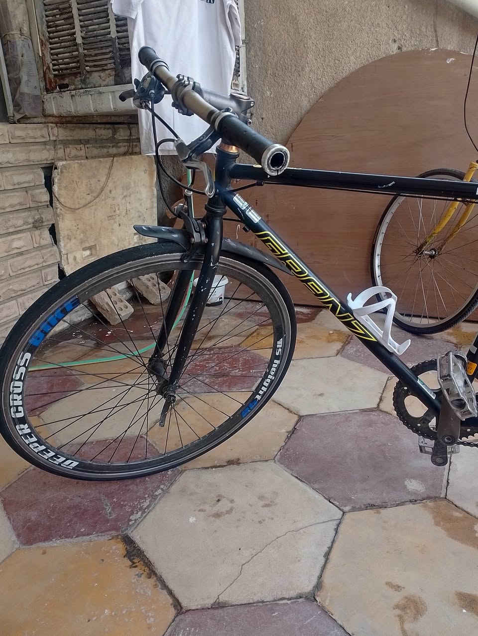 باسكي سي 700 روت مكان نهايه الفوتات سعر 140 بي مجال


**إذا كنت صاحب هذا الإعلان وتريد حذفه لأي سبب، رجاءا أرسل رسالة إلى الدعم الفني**