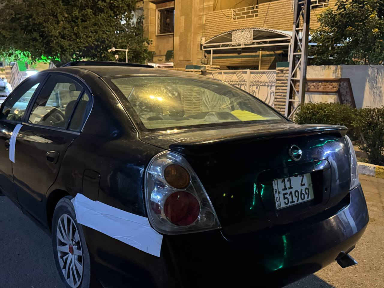 سلام عليكم
نيسان التما 
رقم دولي بغداد سنوية لل 2030 هزة جديدة 
تريد تحويل تريد وكالة 
سيارة مكفولة غرامات وعشائر 
محرك 4 بستم جديد يعني اتقصادية بل بانزين 
باتري جديد
 كمبريسر مال تبريد جديد
مغلفة بطاين و دوشمه جديدة
صدر امامي خلفي خير من الله 
تايرات خير من الله
مواصفات سيارة 
فتحه بسقف شغالة 
تحكم مري جانبية 
كشن سايق كهرباء 
سنتر لوك تقفل وتفتح بريمونت 
شاشة اندرويد 
تخم سماعات مدمج مع مضخم 
جامات اربعتهم كهرباء 
الستيرن بل معدل يصير ثگيل ومن تمشي على كيف يخف
سيارة مصبوغه حزام 
تبريد شغال بس عايزة غاز 
السعر 58$ وبيها مجال بسيط 
مكان سيارة صلاح دين تكريت 
عاد هاي ابو النيس ليزنجر ولا يخيس 
ملاحظة بسيطة البزون الي عدشبول مو من ضمن سيارة
سيارة بل واقع بعد احلى بهواي 
اللاتصال ***********
