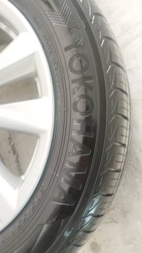 كورولا LE • طقم 4 • يوكوهاما 205/55/16