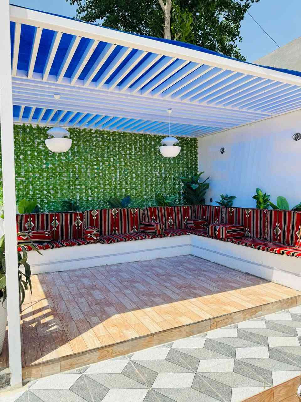 مزرعة آيان الترفيهيه
يتوفر حجز الاسبوع القادم 

تتوفر في المزرعة 
🛑 غرفة 2
🛑 صالة كبيرة 
🛑مطبخ مؤثث أدوات الطبخ 
🛑 شواية سمك و دجاج وأدوات الشوي 
🛑 مسبح كبير + مسبح صغير 
🛑 فيشة + منضدة ألعاب أطفال 
🛑 مولد كبير ع الإطفاء كهرباء 24 ساعه 

🛑🛑 اساس العمل الثقة 
للاستفسار اكثر اتصل اومراسله واتساب◀️ ***********
