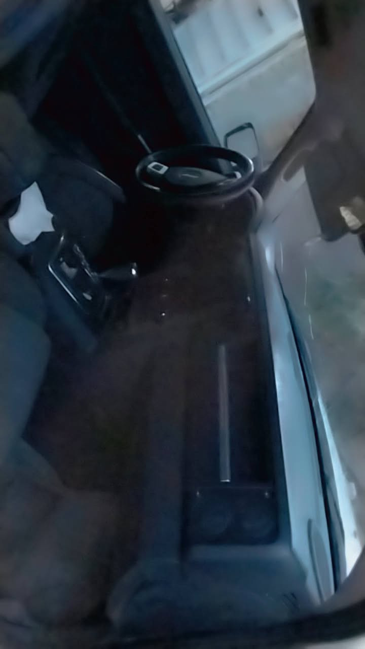 السلام عليكم جيب كمندر موديل ٢٠٠٨رقم انكليزي بغداد باسمي مكينه ٣٧٠٠بلاد تو ويل حادثها جاملغ ايمن خلفي بي صبغ للاستفسار على الرقم***********
