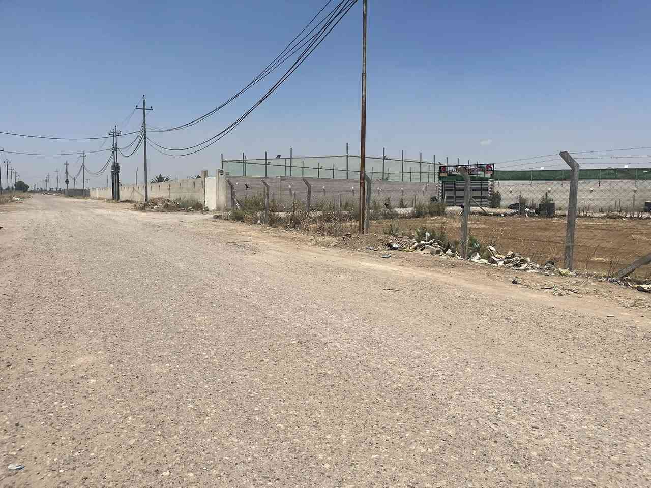 للبيع نص دونم سند زراعي 

المساحه ١٢٠٠ متر  عالتبليط 

الموقع - مدخل ٣ ركن 

السعر ب٥٥ مليون 

مع ملاحظه - لدينا كل العروض في المداخل  
( ٣٠٠ متر + ١٠٠٠ متر + ١٥٠٠ متر+ ٢٥٠٠ متر ) 
للاستفسار اتصل *********** _ ***********
