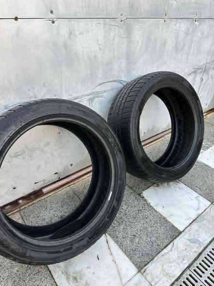 225/45/18
كورلا حديث فورتي سيراتو النترا يرهم وكامري من 20وفوك ليريدهن يراسلني واتساب ***********
