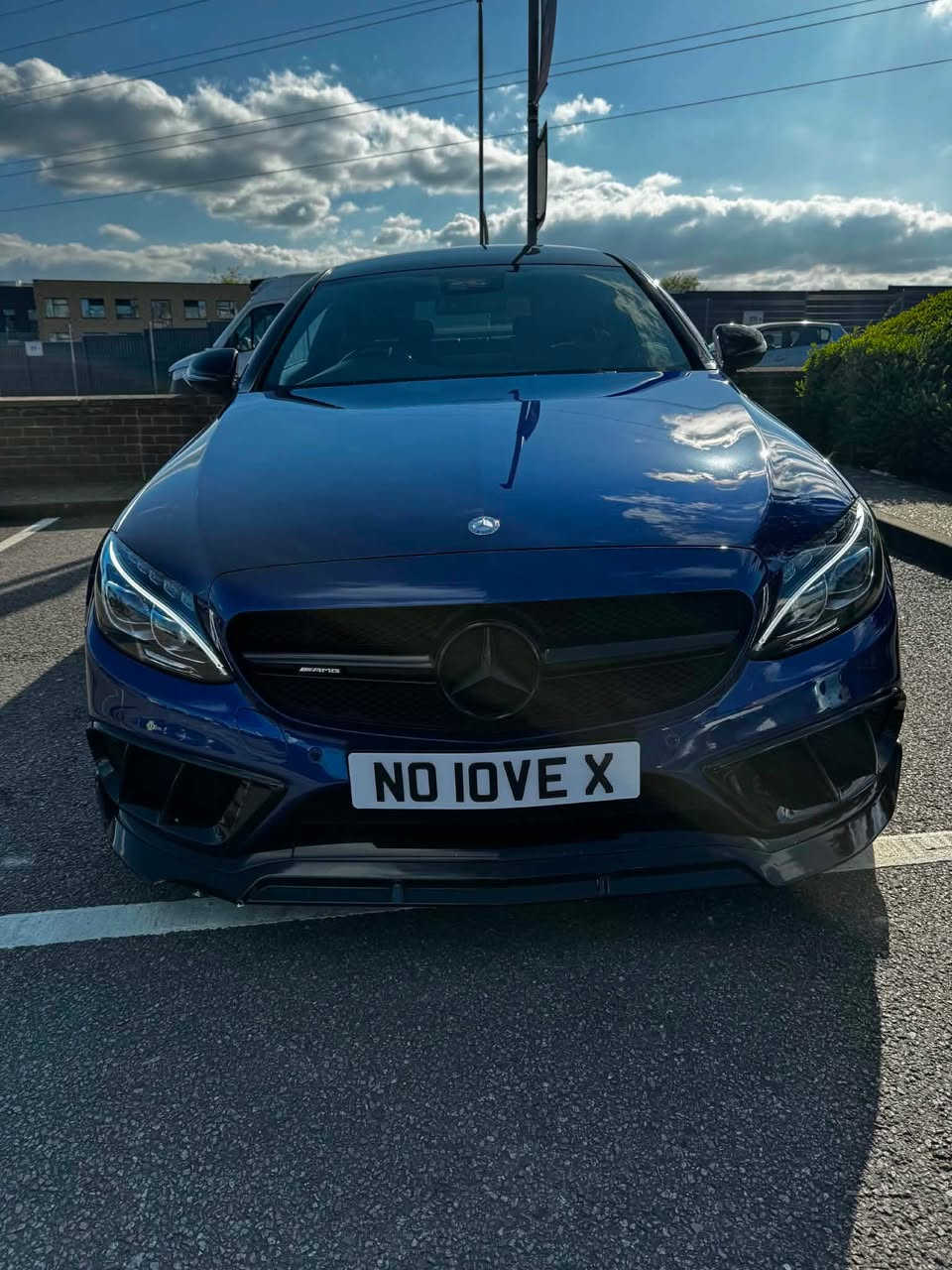 Mercedes c250 amg premium line  full option 
The car look like brand-new 
Not even a small issue with it 
C63 look 
Hpi Claire 
the car been looked after 
4 wheels  from c63  original 
4 new Michelin tire 
Apple CarPlay  
Starlight 
LED light 
Number plate not for sale 
Nothing wrong with it, 
That look like mirror clean
Full service history
*********** Luton, Bedfordshire
