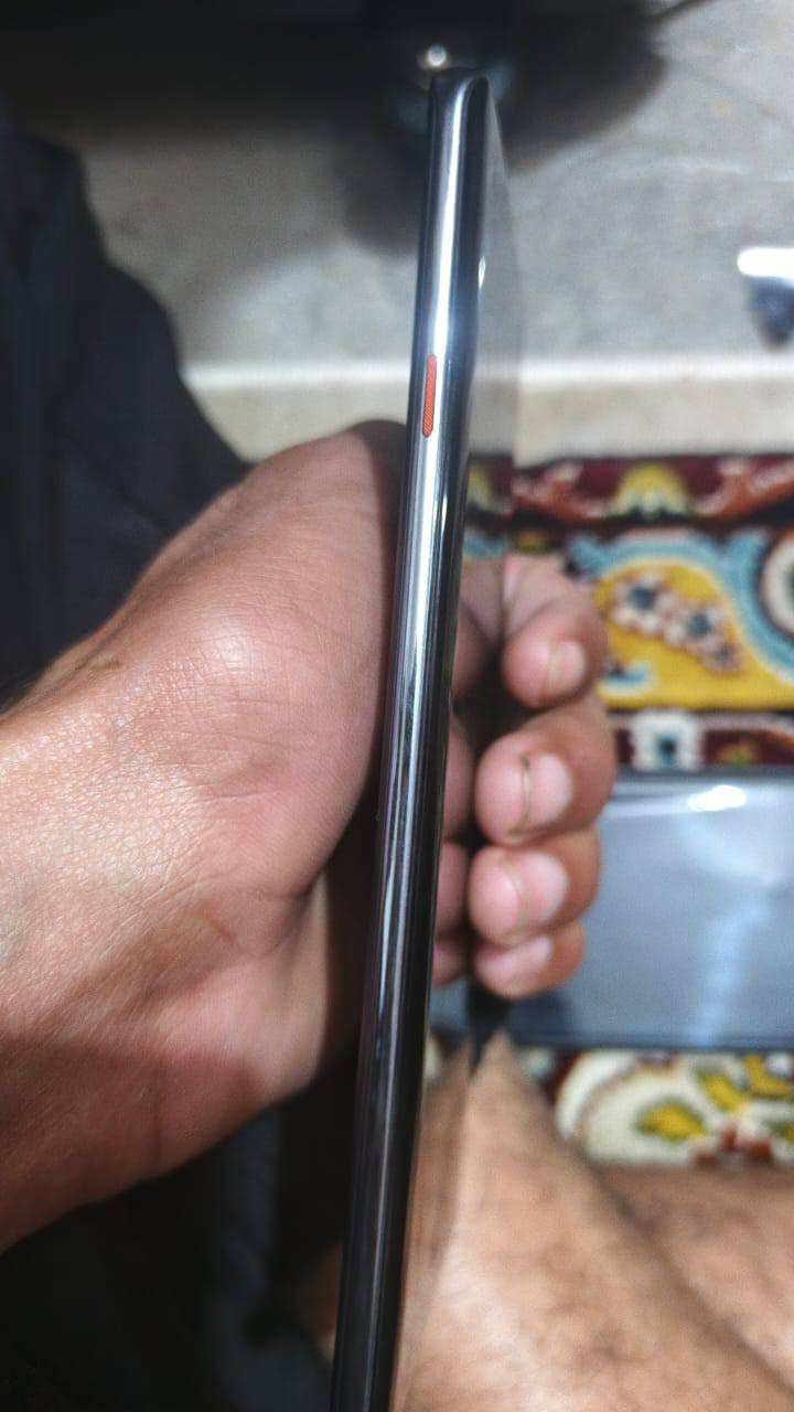 تكنو كمون 40برو G5
سلام عليكم موبايل للبيع الذاكره 256 /12 
90 فريم استعمال اقل من شهر سعر 250الف او بيه مجال الاستفسار ***********
