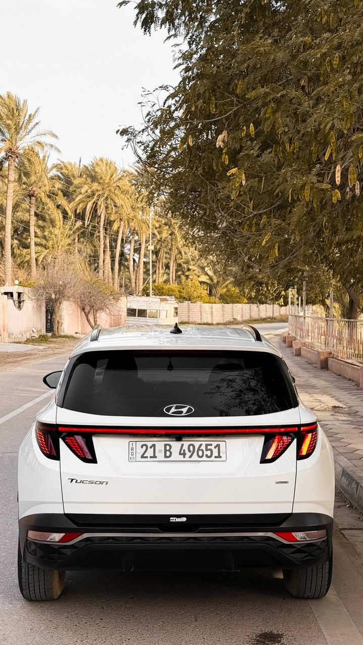 السلام عليكم
توسان 2023 وارد امريكي 
اللون ابيض
مواصفات  فول بلا فتحه
مكينة 2500 
بصمة وتشغيل عن بعد
كشنات جلد
تدفئة كشنات 
تبريد قطعتين
كشن كهرباء 
رادار امامي تحديد مسار 
قياده اليه
رادار جانبي نقطة عمياء 
جنطة كهرباء 
شاحن موبايل ذكي
ضررها ربع البونيد صبغ فقط والجاملغ بالضرر مفتوح وشادي نفسه يعني بس ربع البونيد صبغ فقط
السعر 198 وبي مجال
 ***********
العنوان ديالى خانقين
