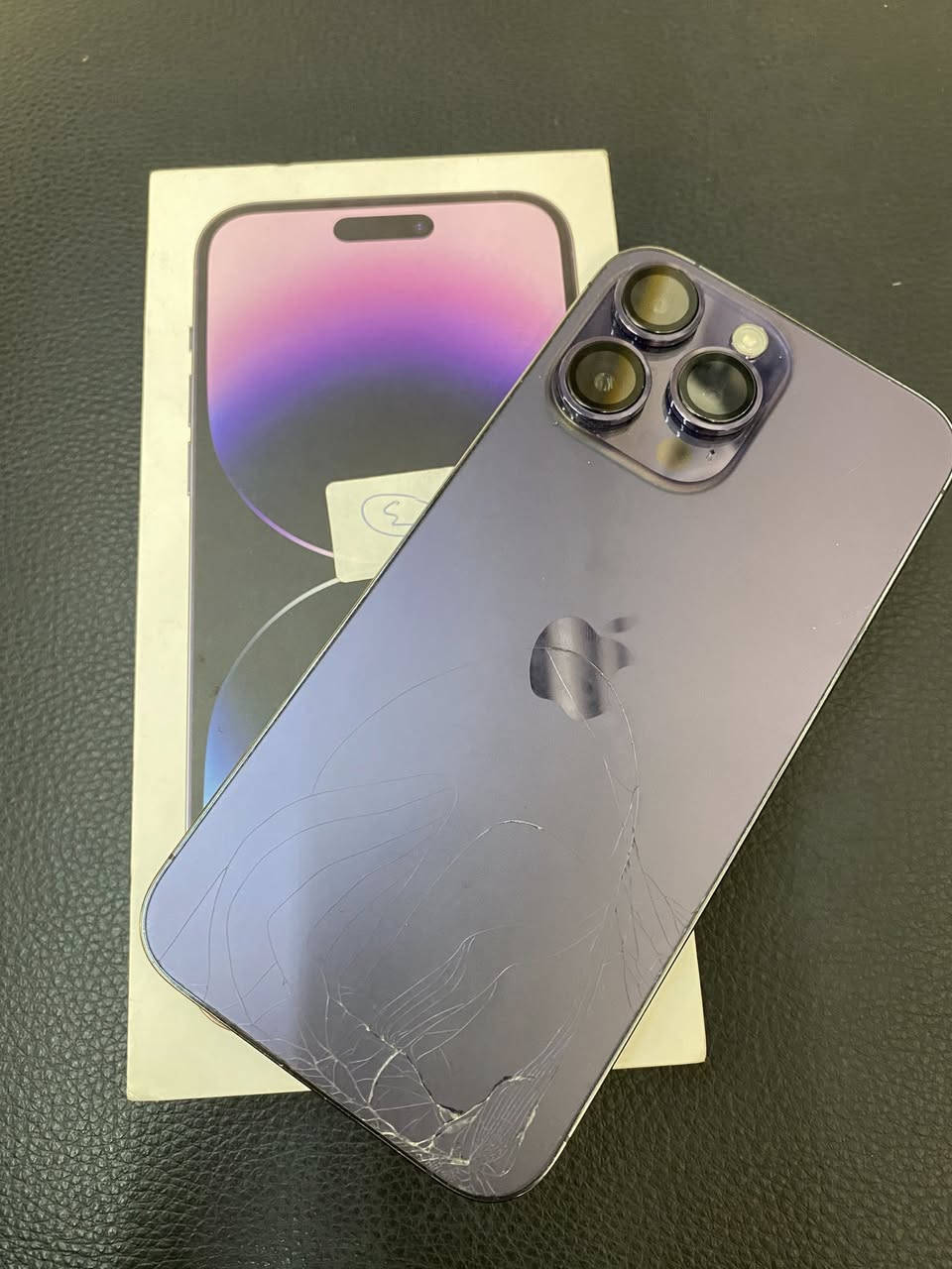 14 برو ماكس
شرق اوسط 

بطاريه ٨٤ 

جهاز الضهر مكسور 

مكاني بغداد العبيدي 

السعر ٧٠٠ 

للاتصال ***********
