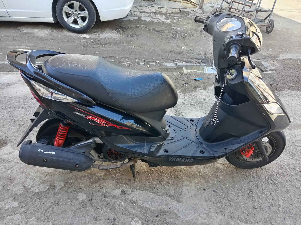 السلام عليكم شباب دراجة ثعلب لبيع مابية اي نقص مكينة مامفتوحة مكاني بغداد الشعلة اتصل وتدلل ***********
