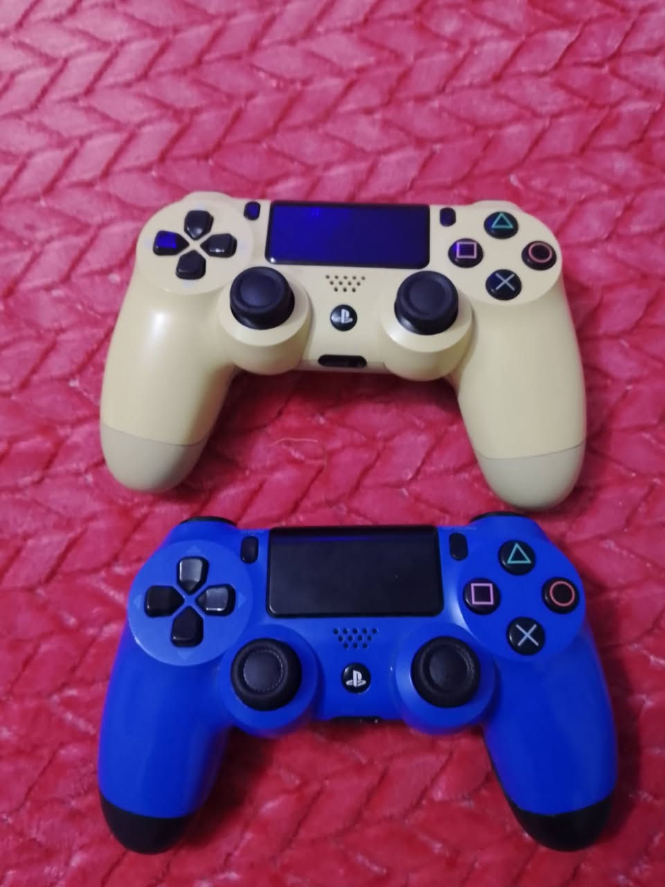 السلام عليكم اخوان ابلي 4 مهكر امريكي نظام 9:00 مستخدم استخدام قليل 
السعر. 225 الف وبي مجال 
للي يريد يشتري وصدك يراسلني عالخاص مفتوح


**إذا كنت صاحب هذا الإعلان وتريد حذفه لأي سبب، رجاءا أرسل رسالة إلى الدعم الفني**