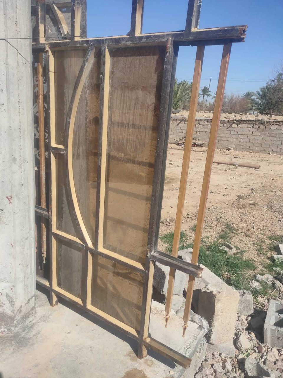 السلام عليكم بيبان وشباك كدام عينكم  تسكام للبيع يردن بس جراجيب مكاني بغداد قريب من حي الجهاد  *********** واتساب ***********
