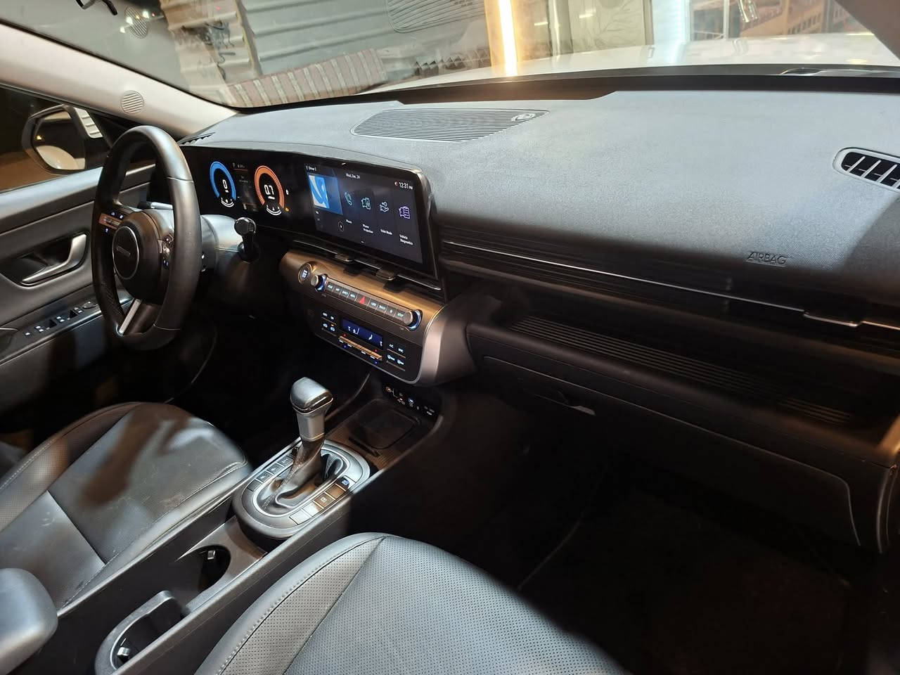 كونا موديل 2025 لون سمنتي موصفات لمتدد 

محرك 2000 دوش 

السعر 16500 بدون رقم 

الاستفسار ع رقم ***********
