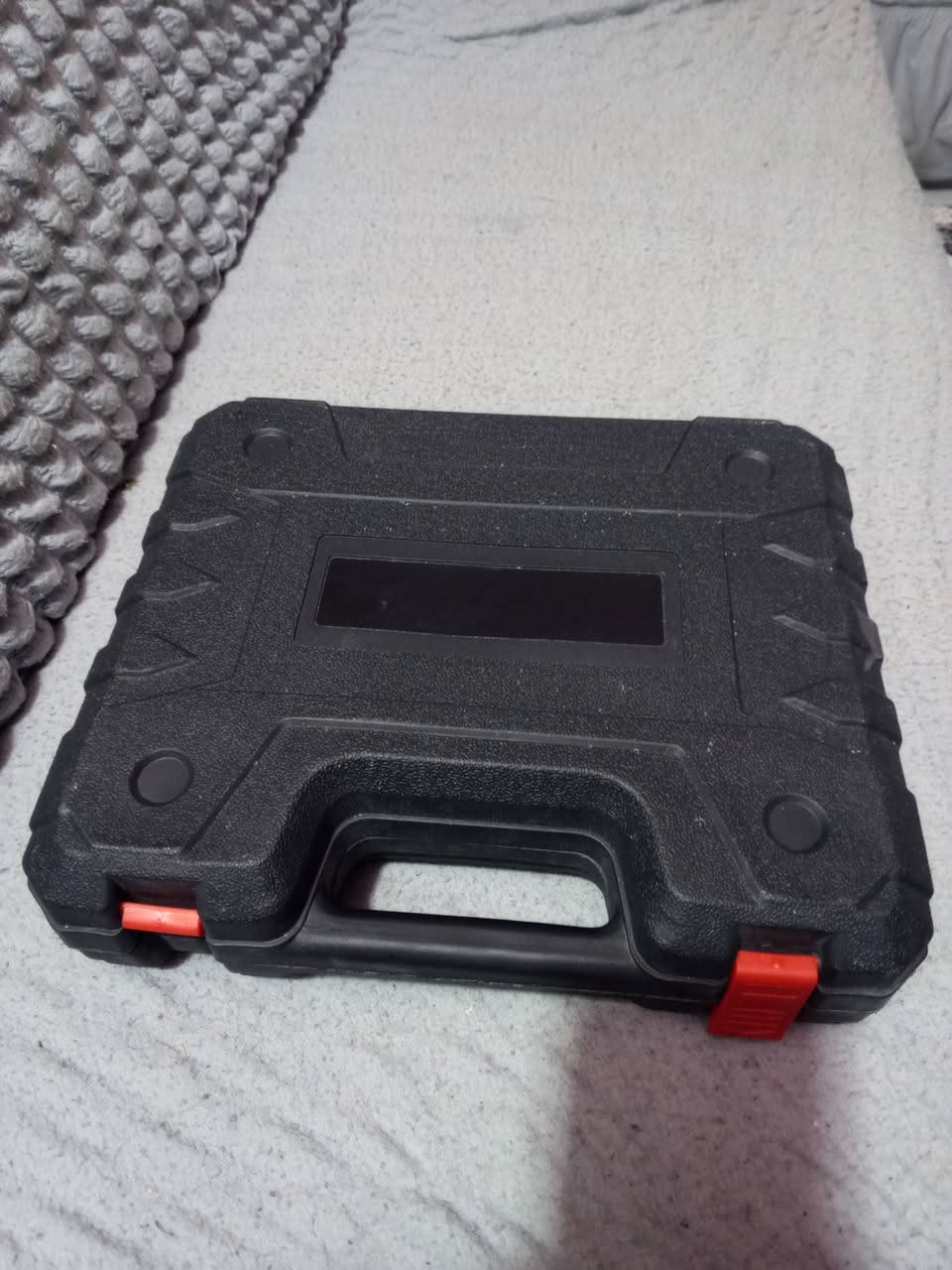 السلام عليكم دريل شحن للبيع مستخدم فتره قليله بطاريه عدد 1  وشاحنه  سرعتين  مع درنفيسات ولقم  وبراين عدد 3 بسعر مناسب تعال خاص


**إذا كنت صاحب هذا الإعلان وتريد حذفه لأي سبب، رجاءا أرسل رسالة إلى الدعم الفني**